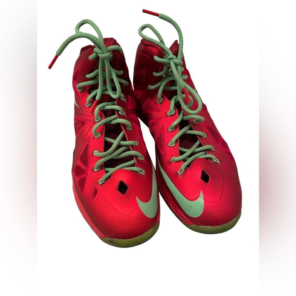 Lebron 10 Christmas Men’s Size 11.5